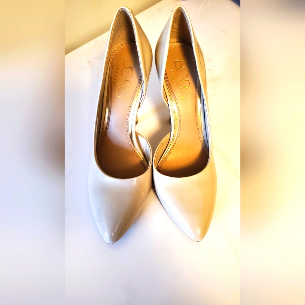 BCBG Size 7.5 Nude Patent Pumps
